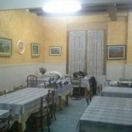Neptuno Hostal Lloret de Mar Exteriör bild