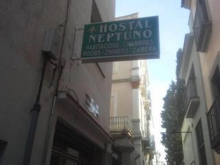 Neptuno Hostal Lloret de Mar Exteriör bild